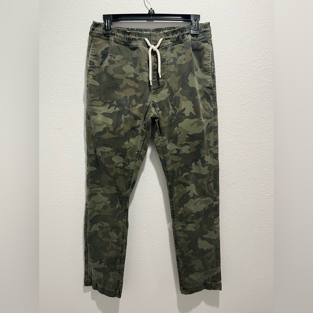 Catch Surf Camo Green Men's Chinos